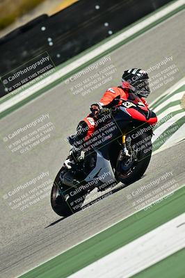 media/Oct-25-2025-2WTD (Sat) [[1e4a1f2fa2]]/B Group/Session 5 (Turn 2)/